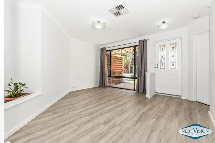 Second view of Homely house listing, 8 Hibbertia Close, Beeliar WA 6164