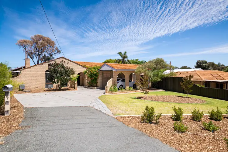 5 Young Place, Padbury WA 6025