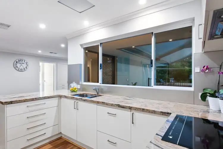 Sixth view of Homely house listing, 10 Amethyst Way, Carine WA 6020
