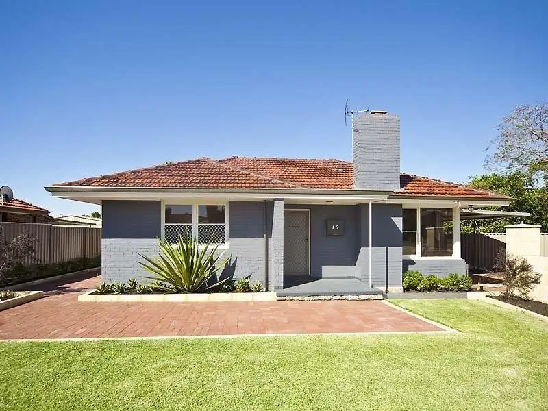 Main view of Homely house listing, 19 Ritchie Way, Cloverdale WA 6105