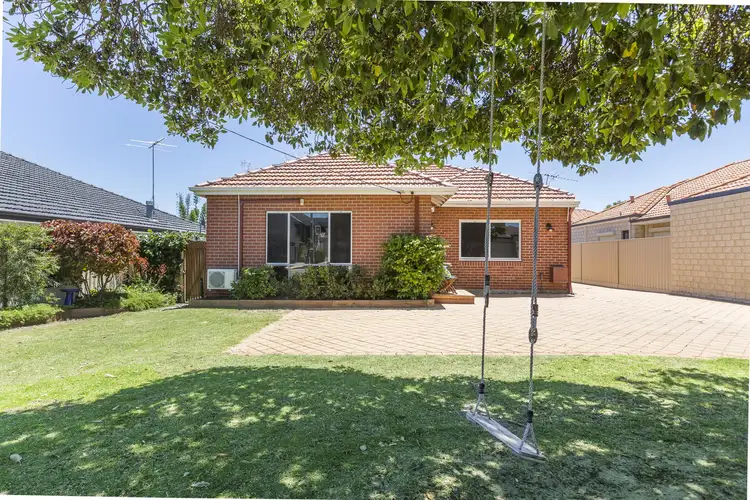 27 Bradley Street, Yokine WA 6060