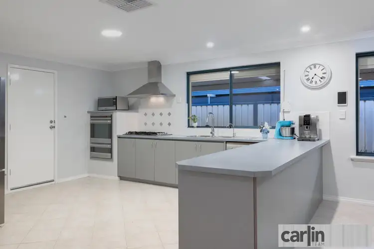 Second view of Homely house listing, 18 Alexandria Follow, Success WA 6164