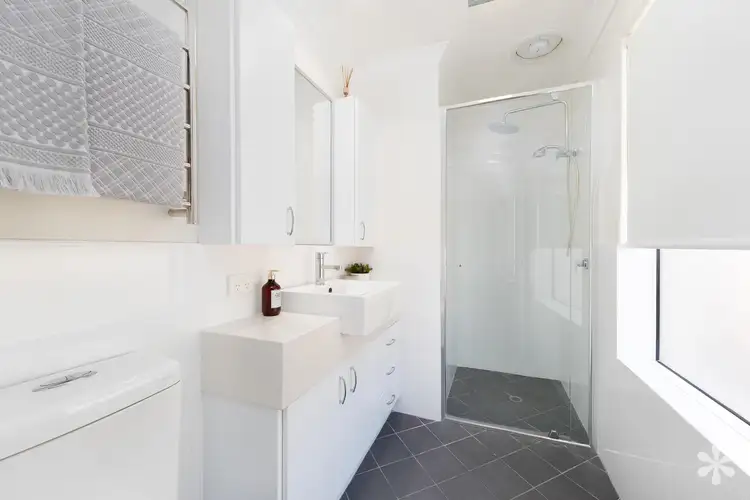 Sixth view of Homely house listing, 6 Cluelow Rise, Leeming WA 6149
