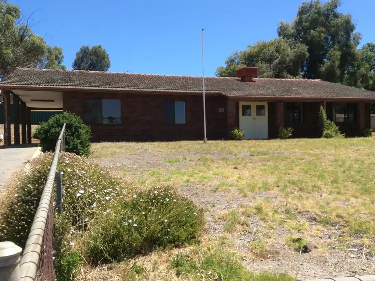 33 Hamersley St, Toodyay WA 6566