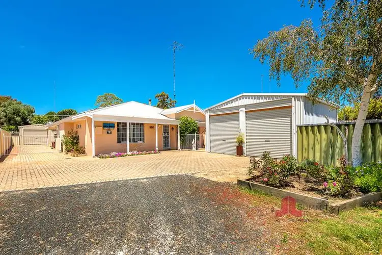 5 Larsen  Court, Harvey WA 6220