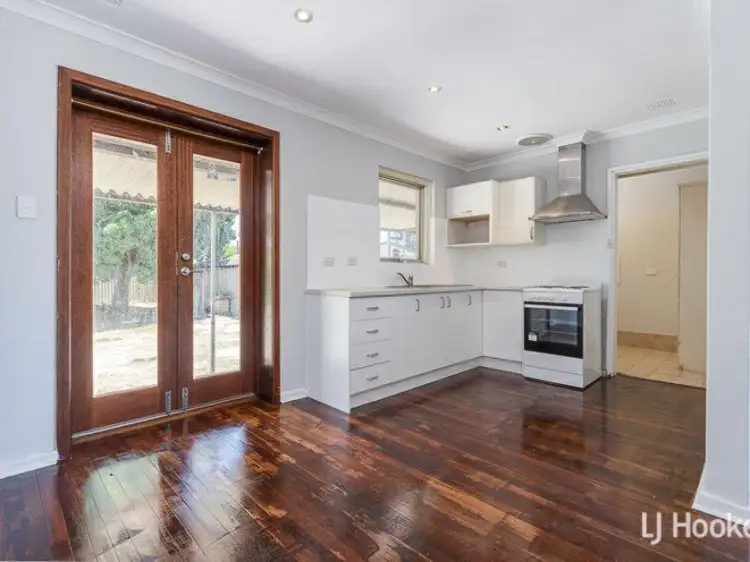 Second view of Homely house listing, 7 Kelton Way, Thornlie WA 6108
