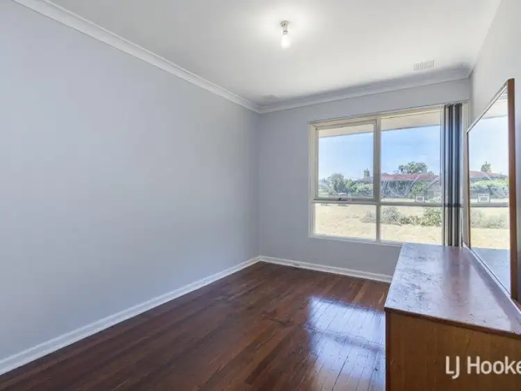 Sixth view of Homely house listing, 7 Kelton Way, Thornlie WA 6108