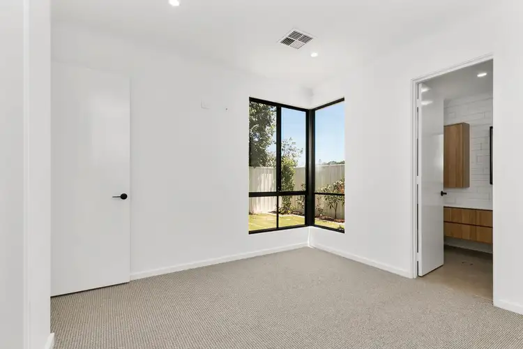 Sixth view of Homely house listing, 19 Dermer, Beaconsfield WA 6162