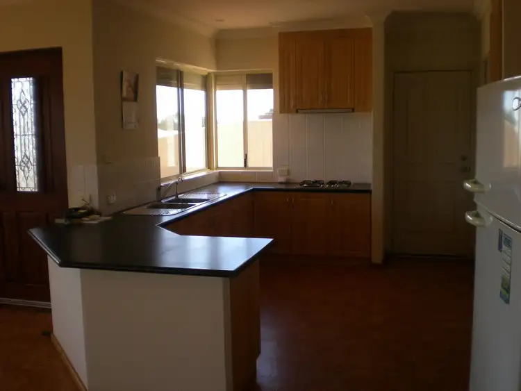 Sixth view of Homely house listing, 8 Amy Cove, Australind WA 6233