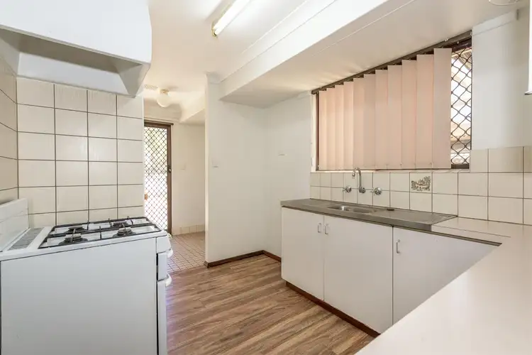 Fifth view of Homely house listing, 5 BOLTON WAY, Orelia WA 6167