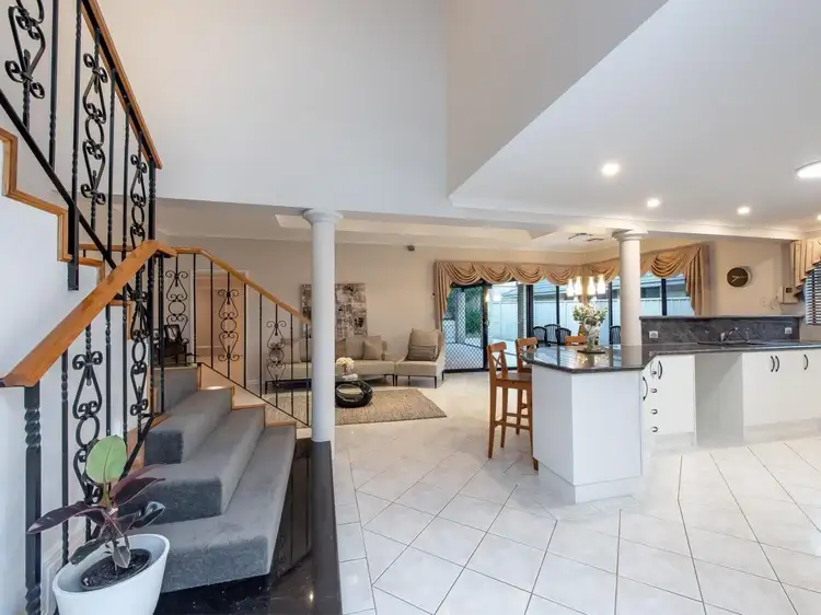 Second view of Homely house listing, 7 Quenda Close, Beeliar WA 6164