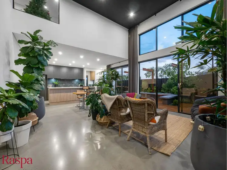 Fifth view of Homely house listing, 2 Chalk Close, Coolbellup WA 6163