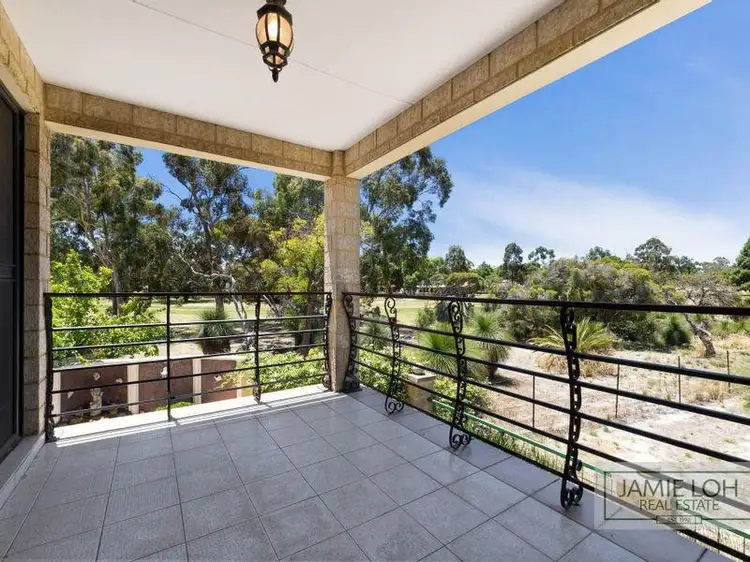 4 Woodlands Way, Jandakot WA 6164