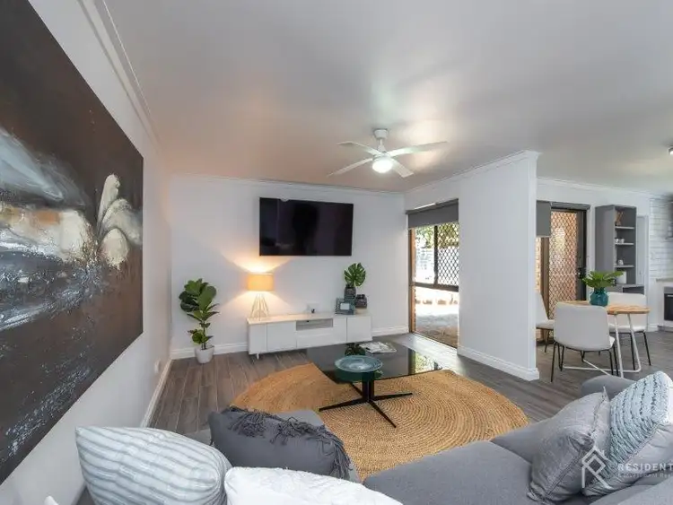 4/133 Deanmore Road, Scarborough WA 6019