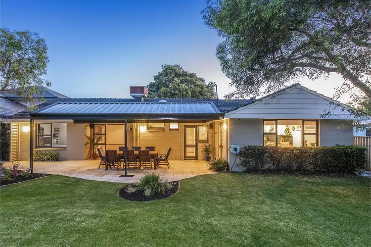 17 Mullings Way, Myaree WA 6154
