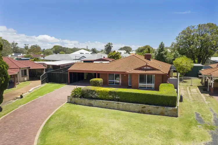 17 Dotterell Crescent, Geographe WA 6280
