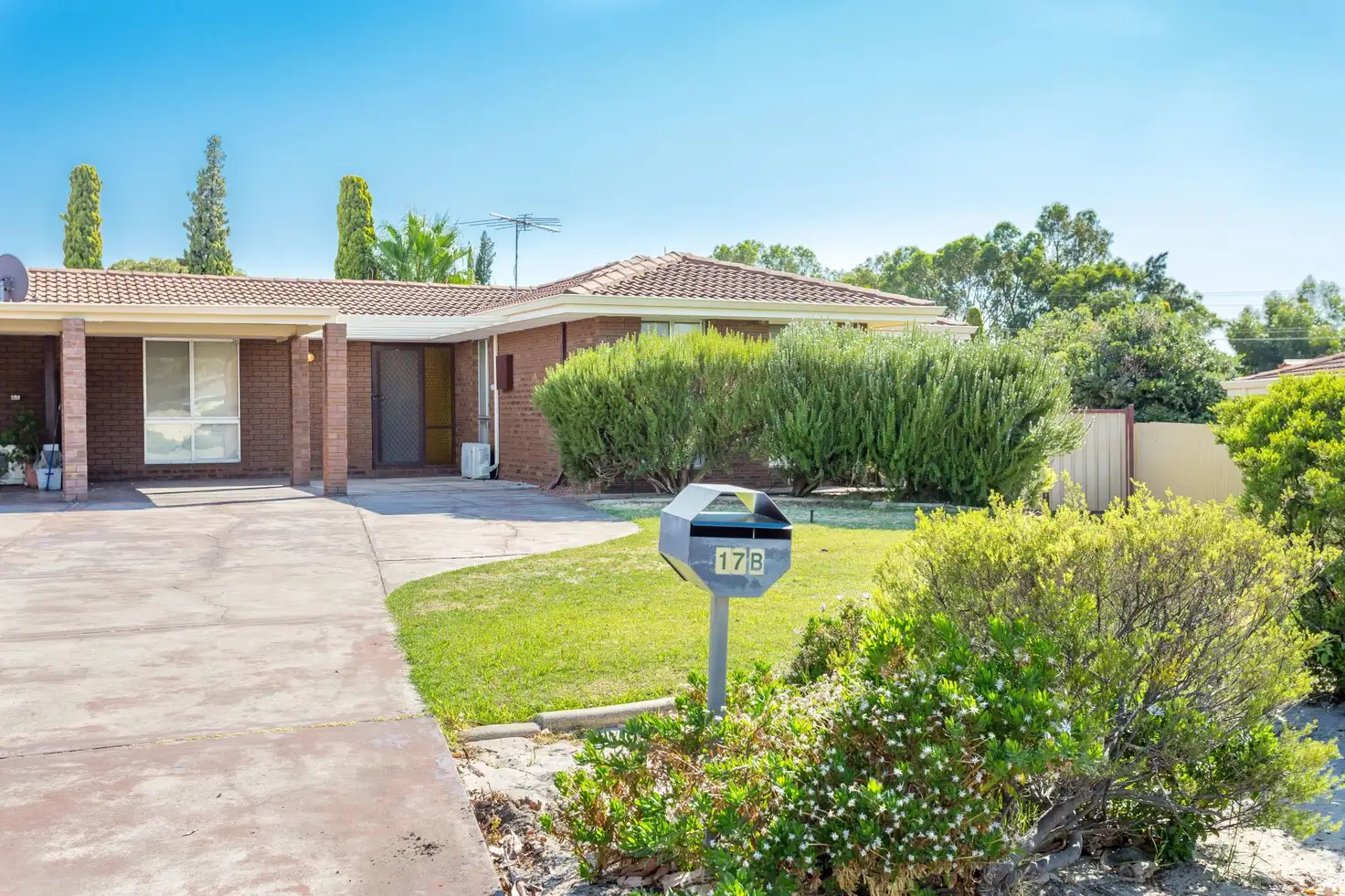 Main view of Homely semi-detached listing, 17 Benzie Way, Parkwood WA 6147