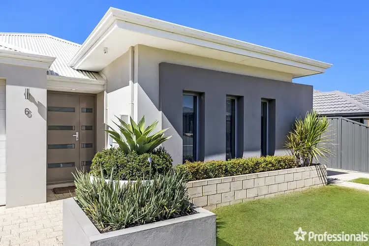Second view of Homely house listing, 6 Hilliger Turn, Jane Brook WA 6056