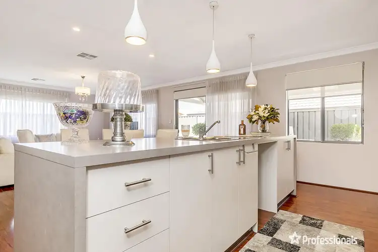 Fifth view of Homely house listing, 6 Hilliger Turn, Jane Brook WA 6056