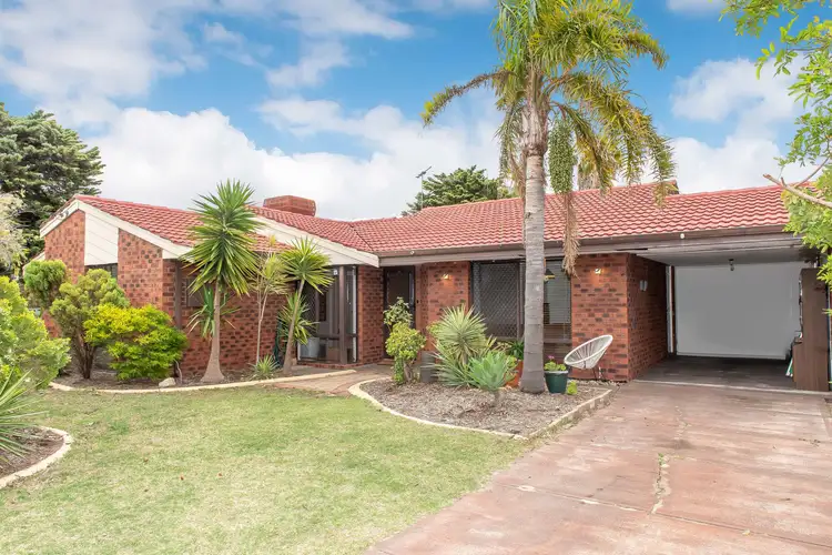 54 Monument Drive, Beldon WA 6027