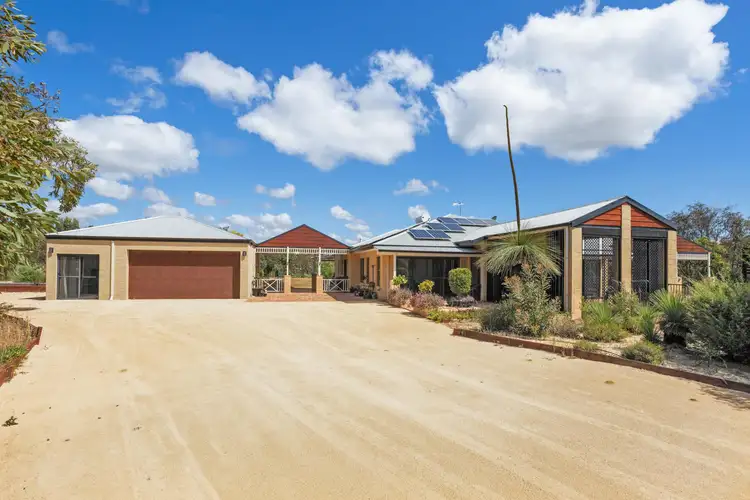 7 Kangaroo Place, Woodridge WA 6041