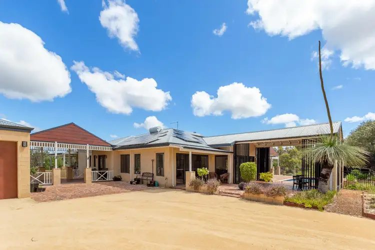 Second view of Homely house listing, 7 Kangaroo Place, Woodridge WA 6041