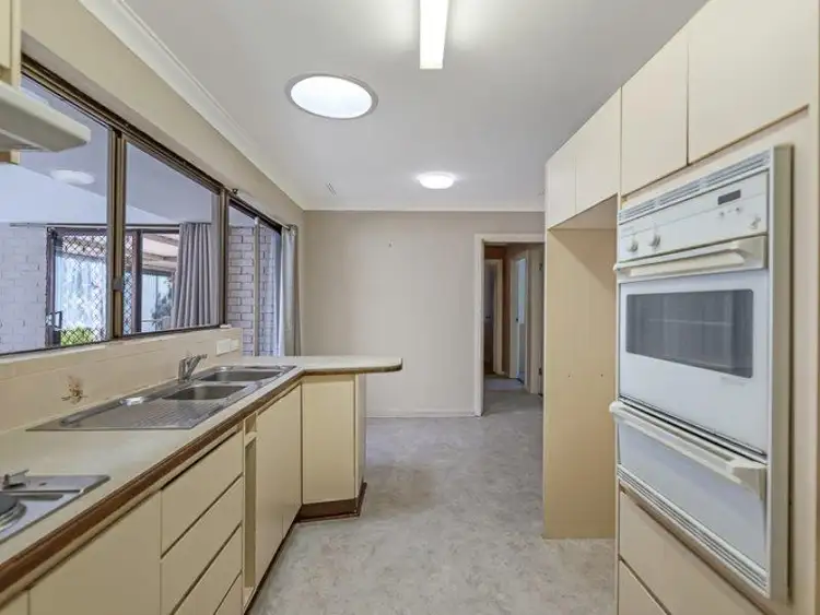 Sixth view of Homely house listing, 9 Brett Place, Gosnells WA 6110