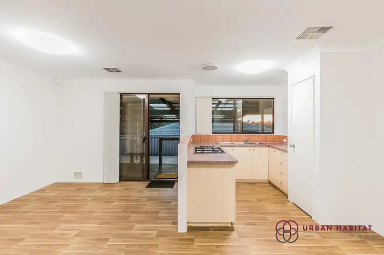 Fifth view of Homely house listing, 10 Whyatt Green, Leda WA 6170