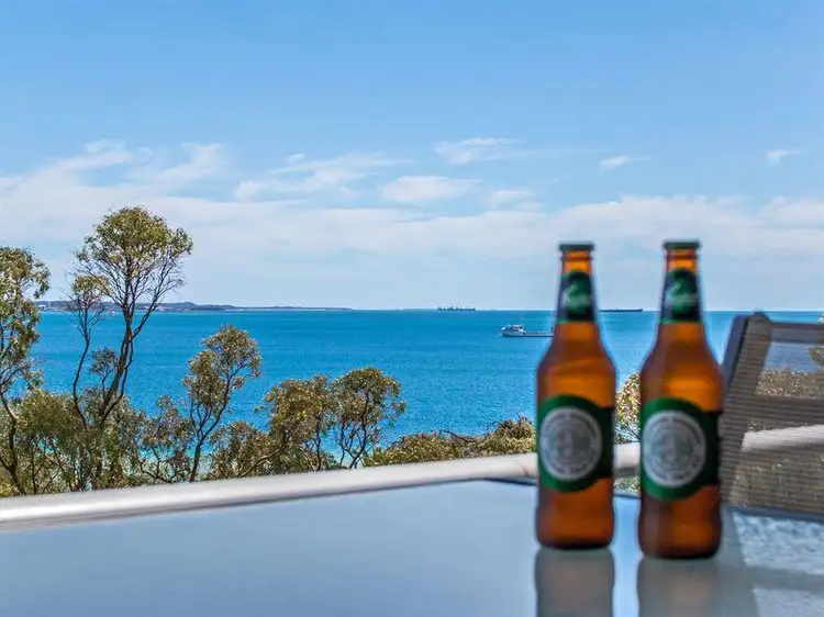 34/17 Rockingham Beach Rd, Rockingham WA 6168