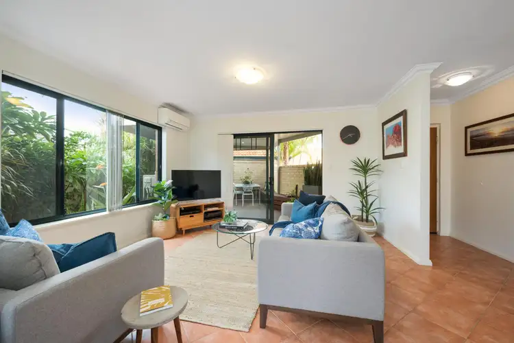 Fourth view of Homely house listing, 2/20 Crocker Way, Innaloo WA 6018