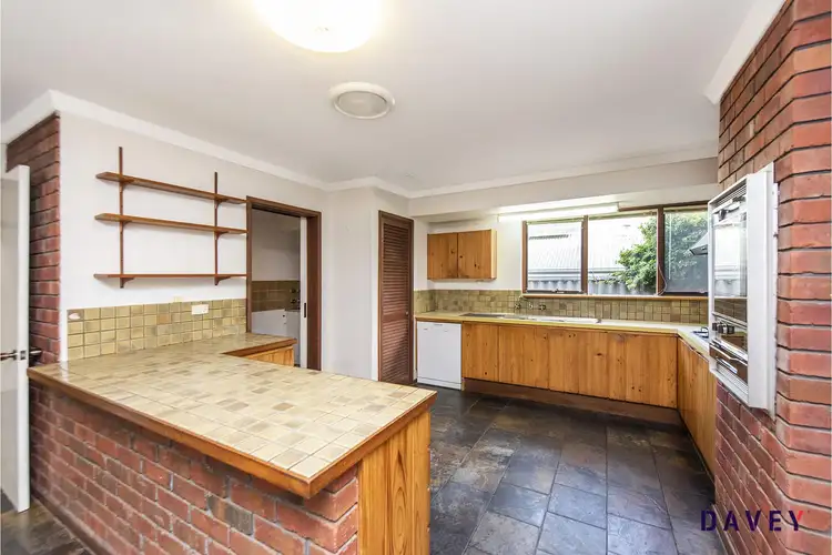 72 Davallia Road, Duncraig WA 6023