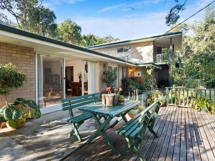 4 Currawong Drive, Gooseberry Hill WA 6076