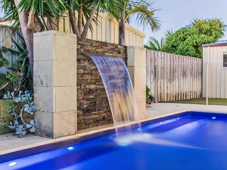 11 Boyle Ave, Rockingham WA 6168