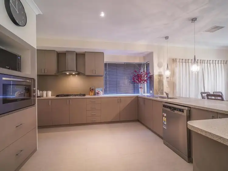 Fourth view of Homely house listing, 21 Waxflower Bend, Huntingdale WA 6110
