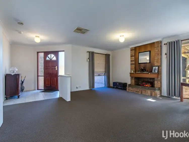 Seventh view of Homely house listing, 5 Pender Court, Thornlie WA 6108