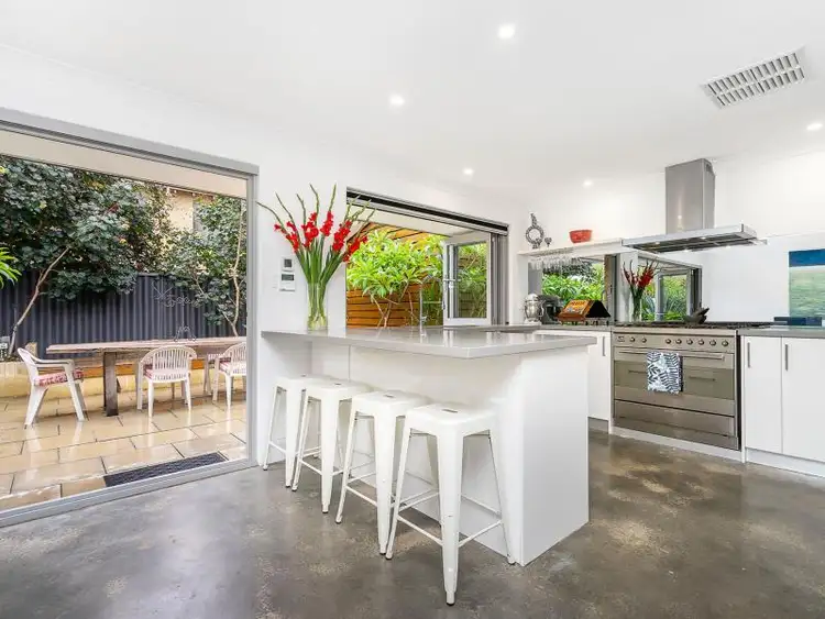 21A Pollard  Street, Glendalough WA 6016