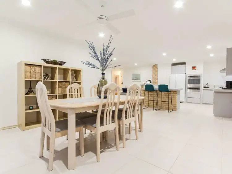 Seventh view of Homely house listing, 2 Castlereagh Circle, Port Kennedy WA 6172