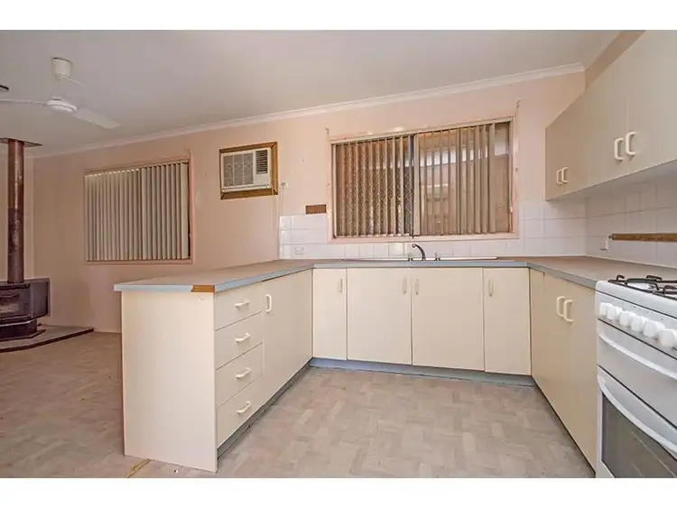 Second view of Homely house listing, 7 Hawks Place, Laverton WA 6440