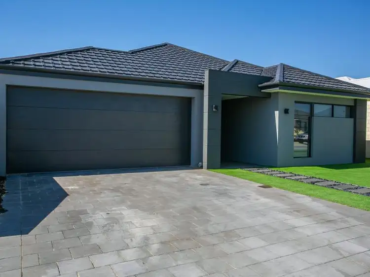 10 Jardins Grove, Landsdale WA 6065