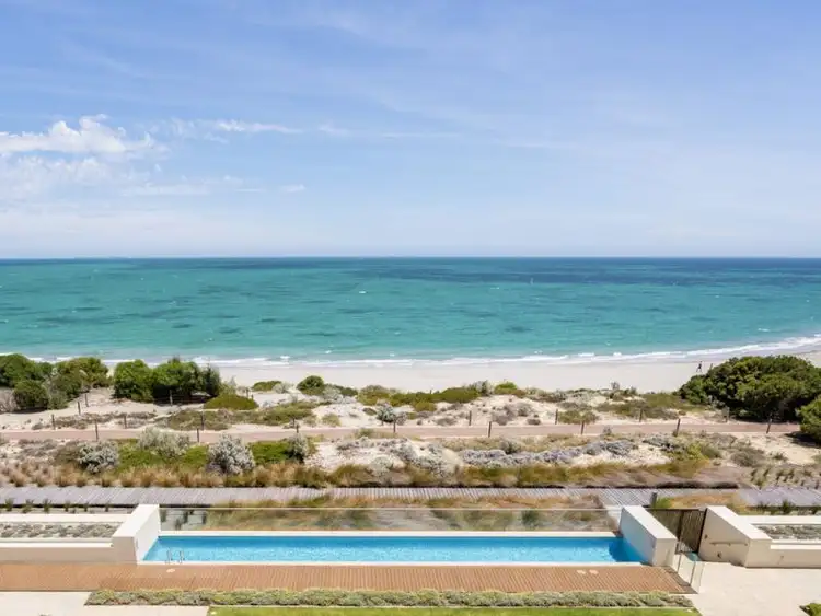 15/23 Ocean Drive, North Coogee WA 6163