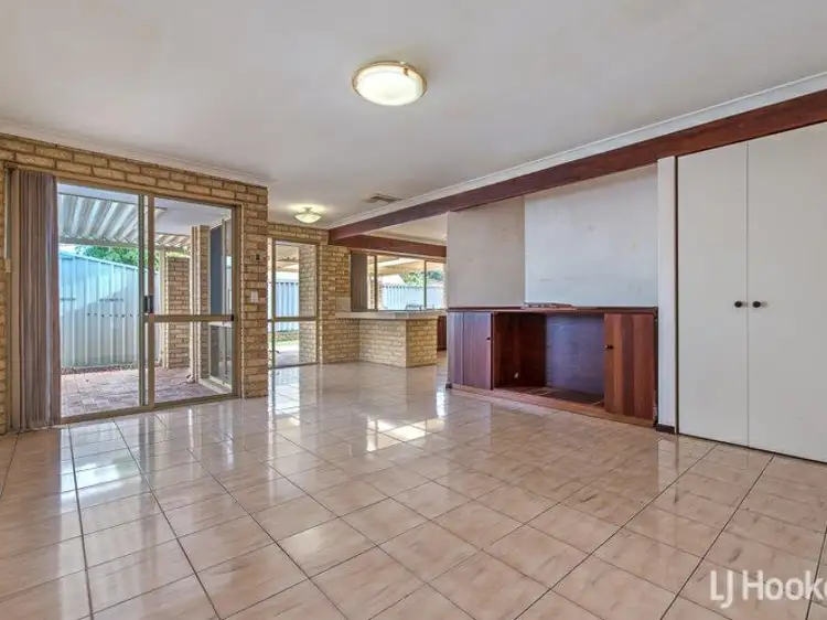 Fourth view of Homely house listing, 5 Reed Close, Thornlie WA 6108