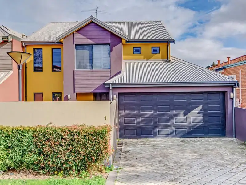 Main view of Homely townhouse listing, 1/7 Fogerthorpe Crescent, Maylands WA 6051
