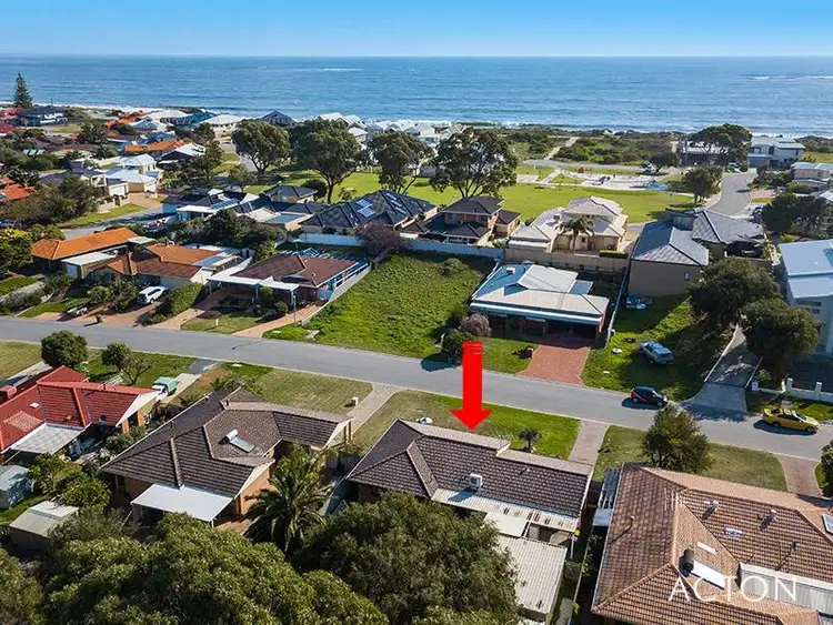 Second view of Homely house listing, 5 Breaker Close, Silver Sands WA 6210