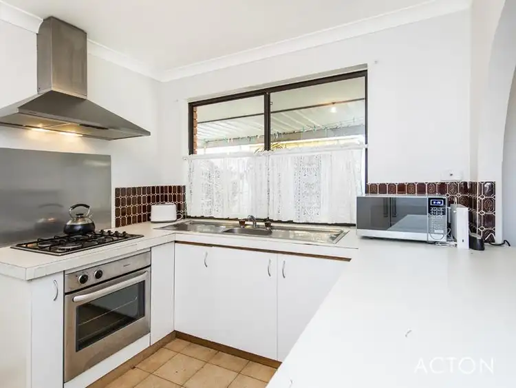Seventh view of Homely house listing, 5 Breaker Close, Silver Sands WA 6210