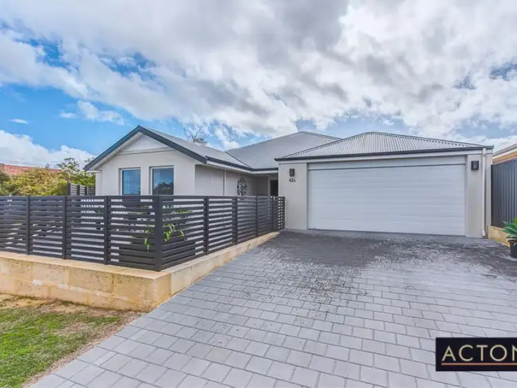 42A Coleman Crescent, Melville WA 6156