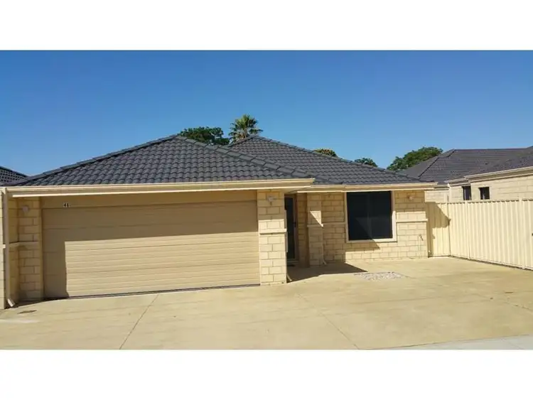 46 Cross St, Queens Park WA 6107