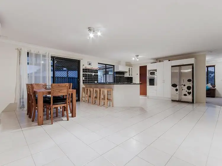 Second view of Homely house listing, 17 Liddington Rise, Leda WA 6170