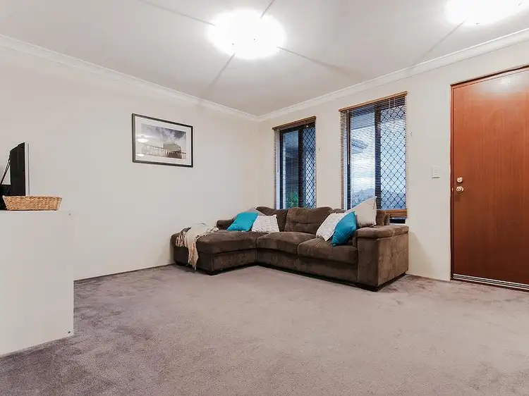 Seventh view of Homely house listing, 17 Liddington Rise, Leda WA 6170