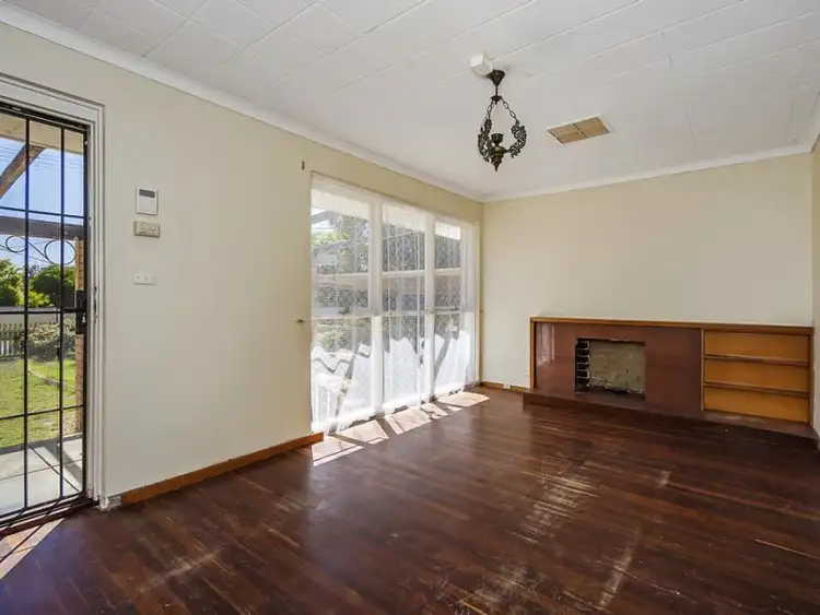 Fifth view of Homely house listing, 44 Edmund Way, Calista WA 6167
