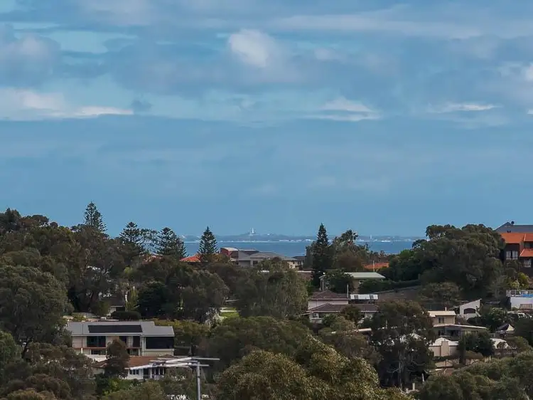 Unit 4, 59 Stockdale Crescent, Wembley Downs WA 6019